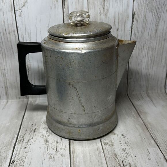 Comet The Popular Aluminum On Stove Coffee Maker Made in The USA Camping Coffee - Picture 1 of 9